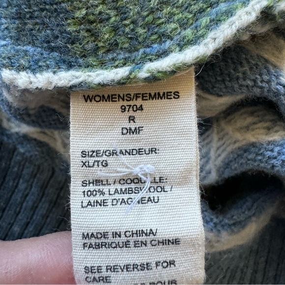 Woolrich 100% Lambs wool button down cardigan. Woods/cabin novelty size XL - Picture 6 of 8